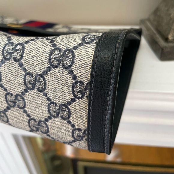 💕Vintage Gucci Clutch - Picture 7 of 16